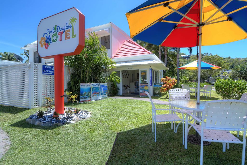 Port Douglas Motel Exterior photo