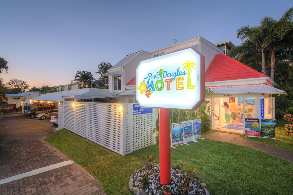 Port Douglas Motel Exterior photo