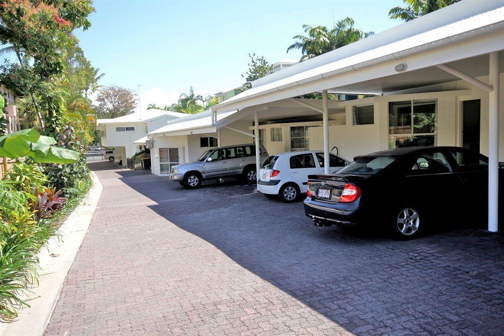 Port Douglas Motel Exterior photo