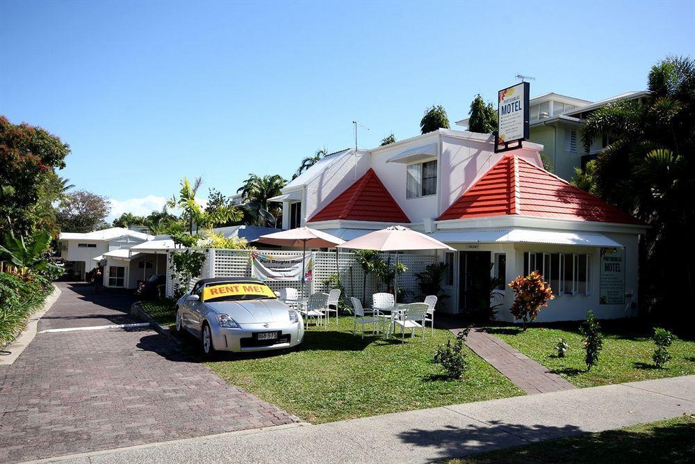 Port Douglas Motel Exterior photo